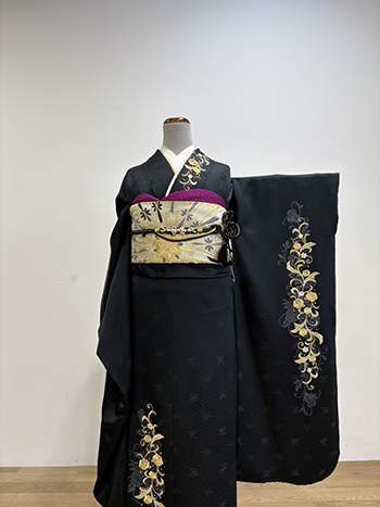 【振袖】黒・薔薇白金