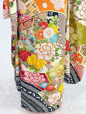 【振袖】赤・牡丹