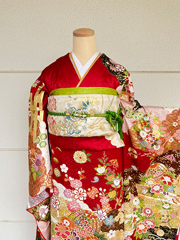 【振袖】赤・菊/鞠