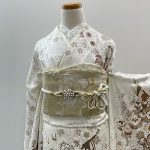 【振袖】白・牡丹