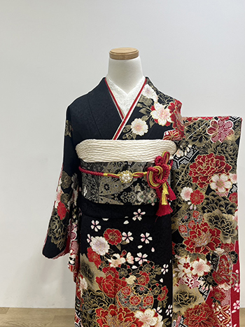 【振袖】黒・牡丹