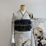 【振袖】ｸﾞﾚｰ・牡丹