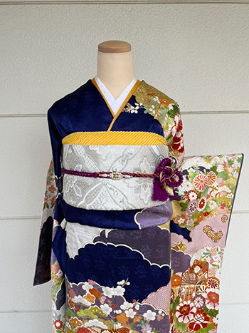【振袖】青・菊/御所車