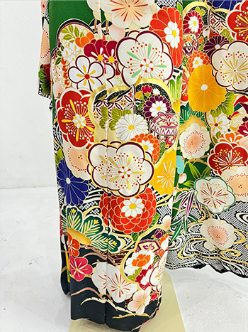 【振袖】緑・梅/菊