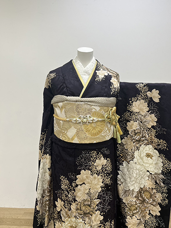 【振袖】紺・牡丹