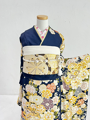 【振袖】紺/黄・牡丹