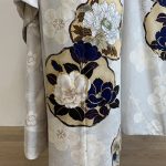 【振袖】ｸﾞﾚｰ・牡丹