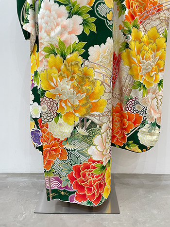 【振袖】白/緑・牡丹