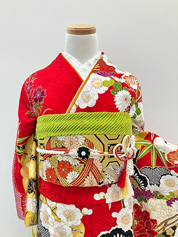 【振袖】赤・牡丹