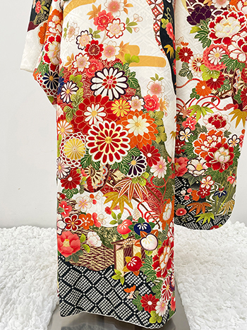 【振袖】白・万寿菊