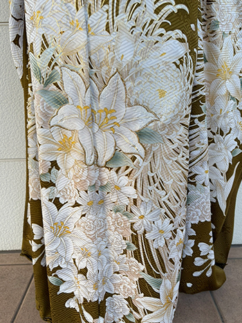 【振袖】ｶｰｷｰ・百合