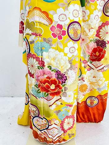 【振袖】黄色・菊