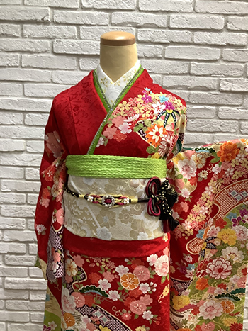 【振袖】赤・牡丹