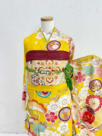 【振袖】黄色・菊