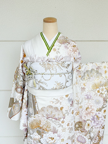 【振袖】白・牡丹