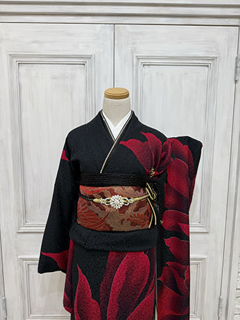 【振袖】黒/赤・牡丹