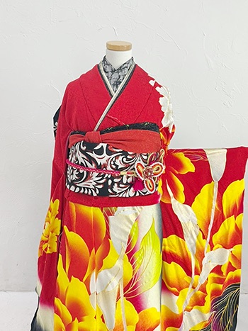 【振袖】赤/黄色・牡丹