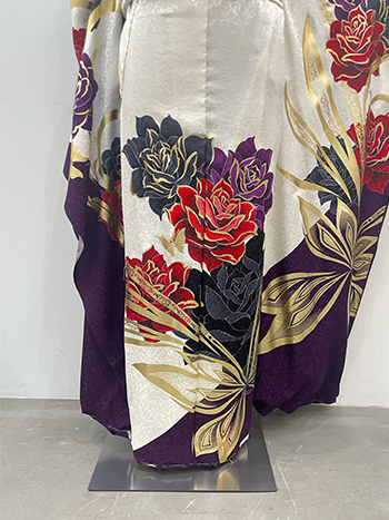 【振袖】白・バラ/蝶