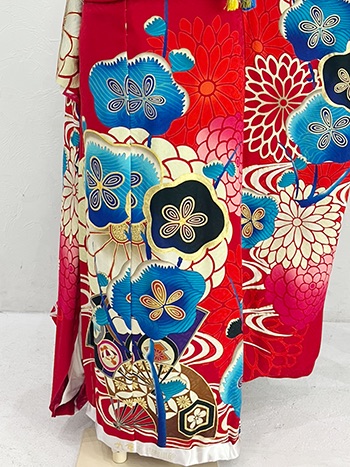 【振袖】赤・菊
