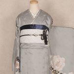 【振袖】ｸﾞﾚｰ・牡丹