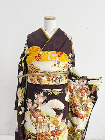 【振袖】茶色・御所車