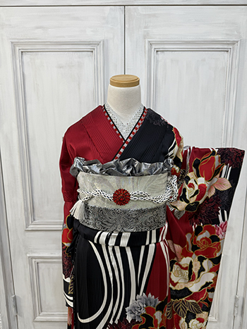 【振袖】赤・薔薇