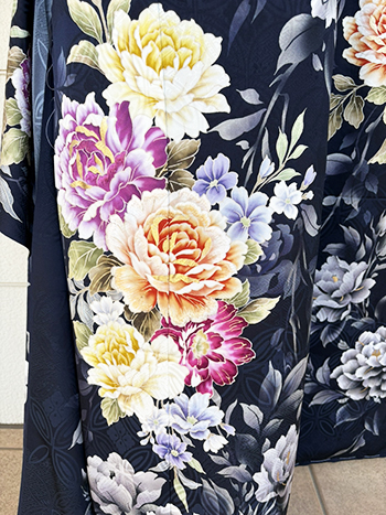 【振袖】紺・薔薇