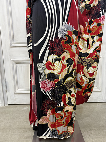 【振袖】赤・薔薇