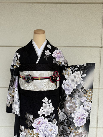 【振袖】黒・牡丹