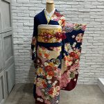 【振袖】青・牡丹・しぼり