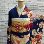 【振袖】青・牡丹・しぼり