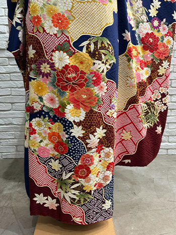 【振袖】青・牡丹・しぼり