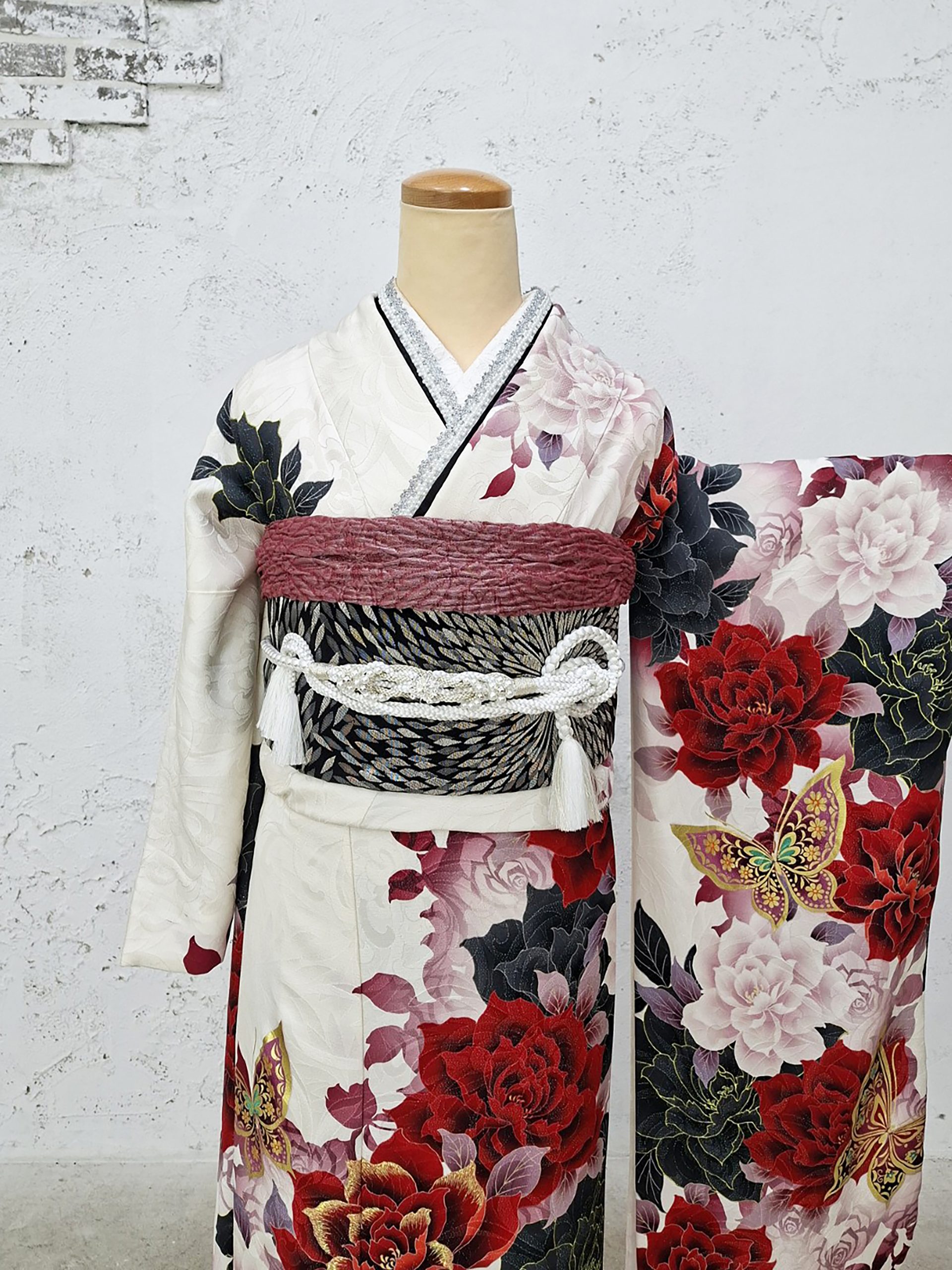 【振袖】白・薔薇