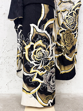 【振袖】黒・薔薇