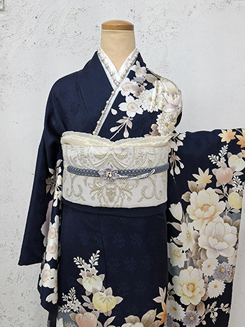 【振袖】紺・芍薬